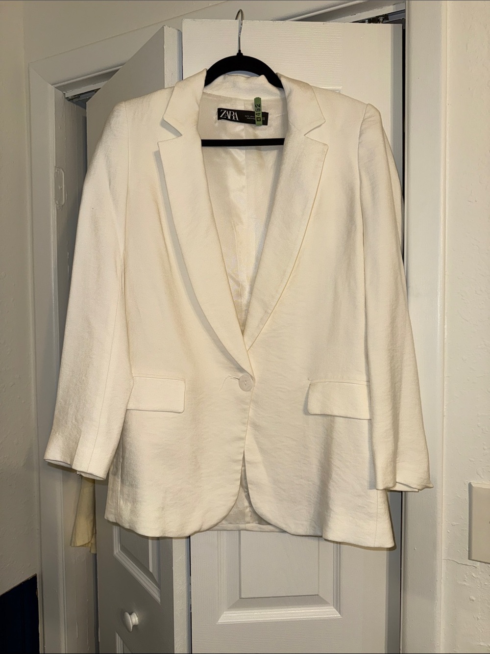 ZARA - Off-White Relaxed Blazer